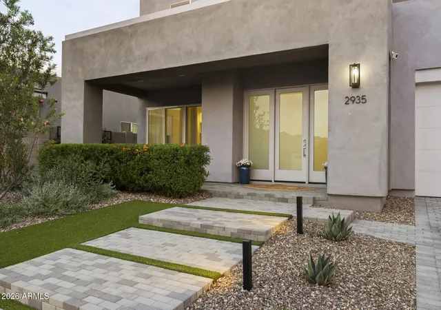 2nd image of 2935 S Sandstone Ct, Gilbert, AZ 85295 | MLS# 7031185