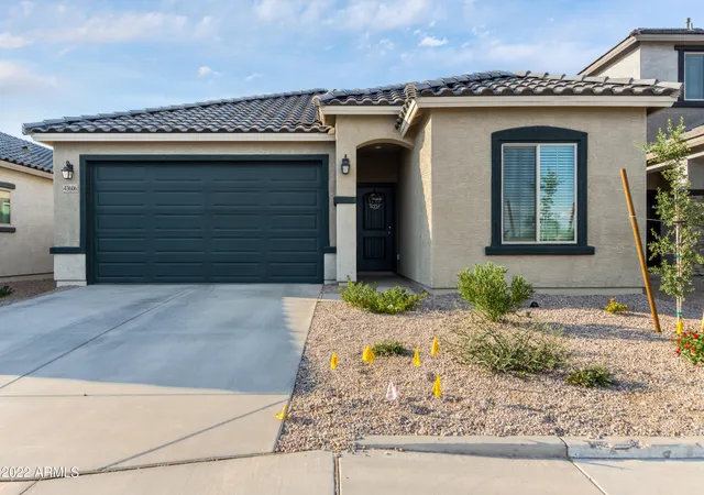Photo 4 of Single family home for sale at 43606 W Juniper Ave, Maricopa, AZ 85138 | MLS# 7039320 | Listing updated on 2026-09-18