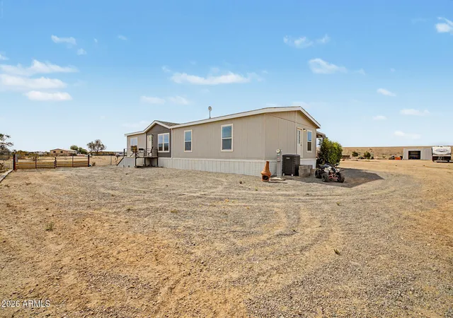 Photo 4 of Manufactured home for sale at 29421 N 182nd Lane, Surprise, AZ 85387 | MLS# 7030813 | Listing updated on 2026-06-30