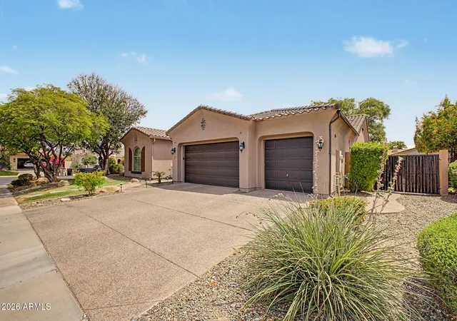 3rd image of 12071 W Morning Vista Dr, Peoria, AZ 85383 | MLS# 7031256