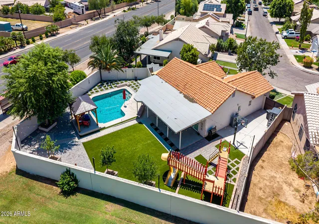 Photo 3 of Single family home for sale at 1933 E Marquette Dr, Gilbert, AZ 85234 | MLS# 7039499 | Listing updated on 2026-07-19