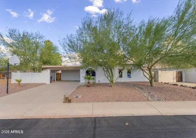 1st image of 843 N Jay St, Chandler, AZ 85225 | MLS# 7030959