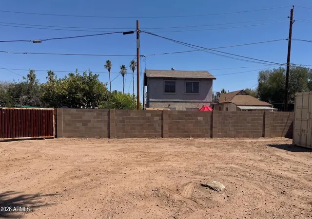 Photo 3 of Single family home for sale at 916 E Mckinley St, Phoenix, AZ 85006 | MLS# 7031411 | Listing updated on 2026-10-25