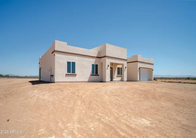 Homes for sale in Tonopah, AZ | 32732 W Bellview St, Tonopah, AZ 85354 | MLS# 7030950