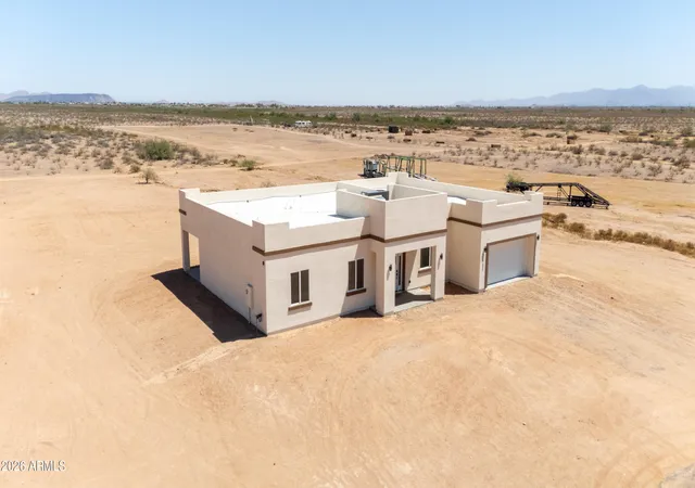 Homes for sale in Tonopah, AZ | 32732 W Bellview St, Tonopah, AZ 85354 | MLS# 7030950