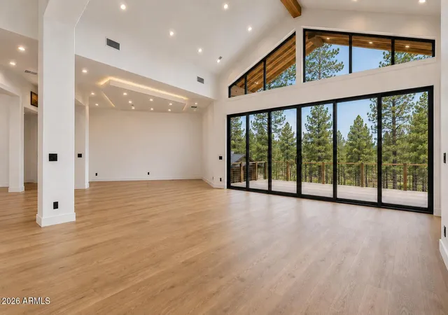 Homes for sale in Flagstaff, AZ | 3563 S Clubhouse Cir #122, Flagstaff, AZ 86005 | MLS# 7032660