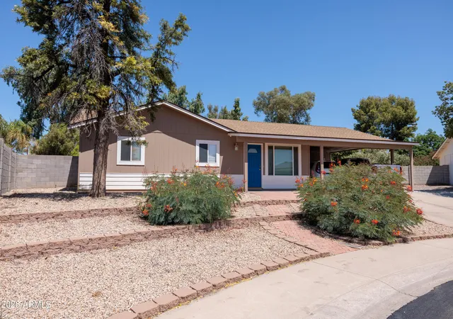1st image of 2526 E John Cabot Rd, Phoenix, AZ 85032 | MLS# 7034115