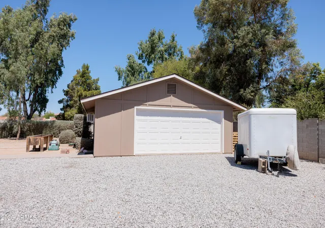2nd image of 2526 E John Cabot Rd, Phoenix, AZ 85032 | MLS# 7034115