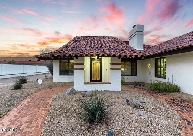 Photo 3 of Single family home for sale at 5224 W Creedance Blvd, Glendale, AZ 85310 | MLS# 7035724 | Listing updated on 2026-09-14