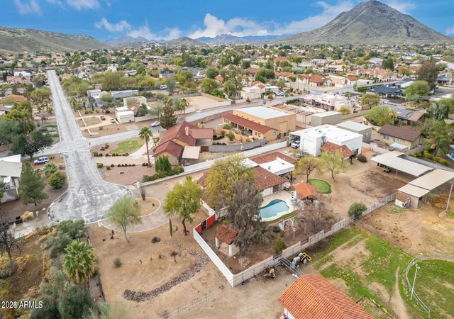 Photo 3 of Single family home for sale at 5224 W Creedance Blvd, Glendale, AZ 85310 | MLS# 7035724 | Listing updated on 2026-09-14