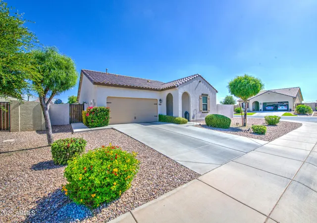 Homes for sale in San Tan Valley, AZ | 2810 E Omega Dr, San Tan Valley, AZ 85143 | MLS# 7031141