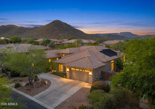 Photo 2 of Single family home for sale at 41619 N River Bnd Rd, Phoenix, AZ 85086 | MLS# 7038739 | Listing updated on 2026-09-11