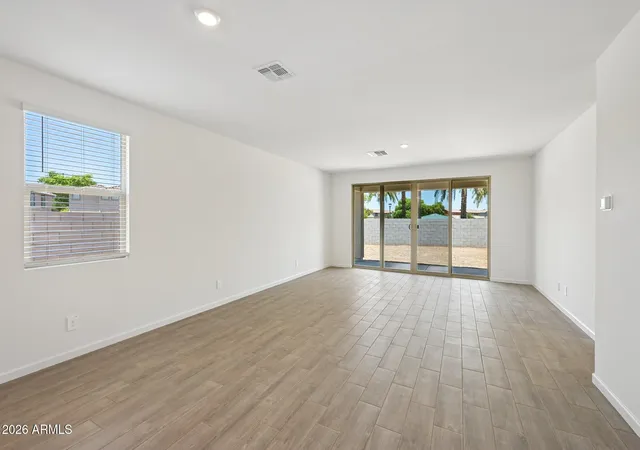 Photo 4 of Sale Pending at 4752 W Ellis St, Laveen, AZ 85339 | MLS# 7031081 | Listing updated on 2026-07-16