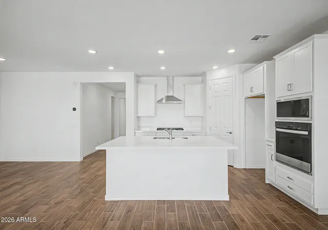 2nd image of 17223 W Saguaro Vista Dr, Surprise, AZ 85387 | MLS# 7031502