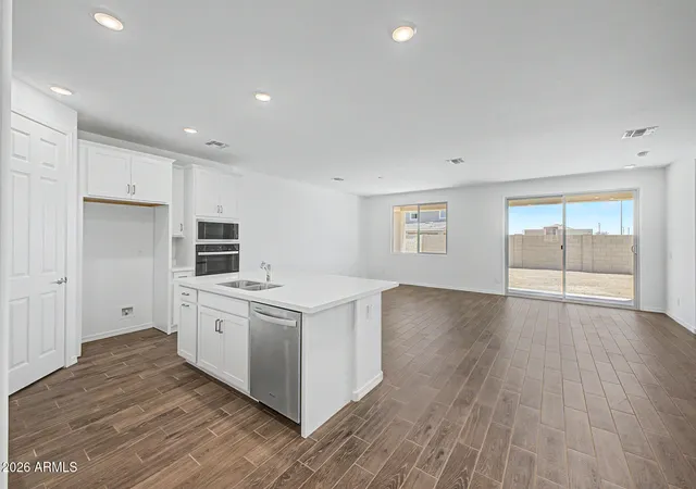 3rd image of 17223 W Saguaro Vista Dr, Surprise, AZ 85387 | MLS# 7031502