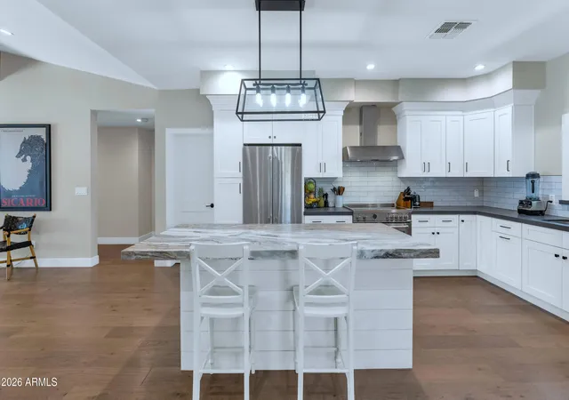 Photo 4 of Single family home for sale at 5109 N 33rd Street, Phoenix, AZ 85018 | MLS# 7032777 | Listing updated on 2026-10-10