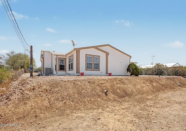 Homes for sale in Apache Junction, AZ | 1863 S Vaquero Rd, Apache Junction, AZ 85119 | MLS# 7031535