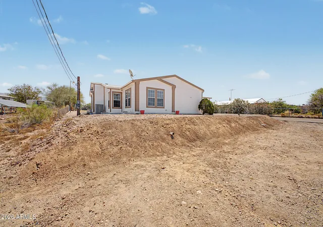Homes for sale in Apache Junction, AZ | 1863 S Vaquero Rd, Apache Junction, AZ 85119 | MLS# 7031535