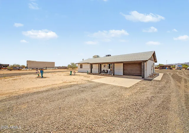 3rd image of 20915 W Dale Ln, Wittmann, AZ 85361 | MLS# 7035062