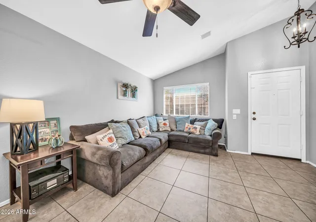 5th image of 13418 N 74Th Ln, Peoria, AZ 85381 | MLS# 7031368