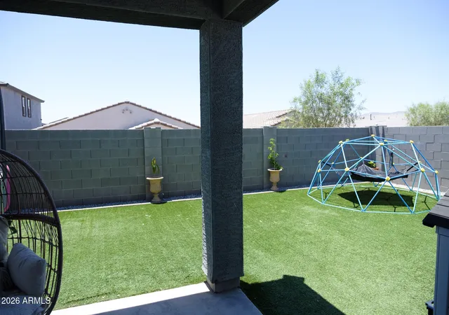 3rd image of 18143 W Paraiso Dr, Surprise, AZ 85387 | MLS# 7035100