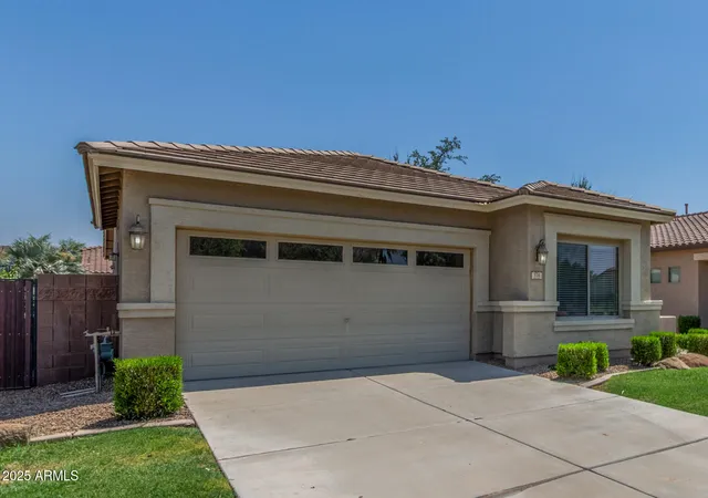 Photo 3 of Single family home for sale at 374 W Lyle Ave, San Tan Valley, AZ 85140 | MLS# 7031522 | Listing updated on 2026-09-21