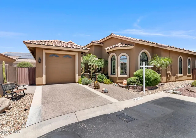 2nd image of 11660 W Lakeview Ct, Surprise, AZ 85374 | MLS# 7033049