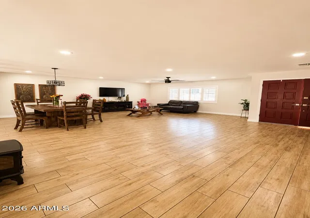 Photo 4 of Single family home for sale at 7621 N 48th Drive, Glendale, AZ 85301 | MLS# 7034871 | Listing updated on 2026-10-05
