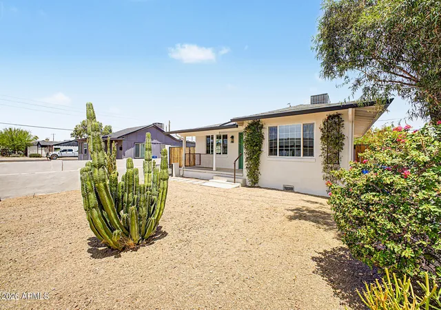 3rd image of 2341 N Dayton St, Phoenix, AZ 85006 | MLS# 7031613