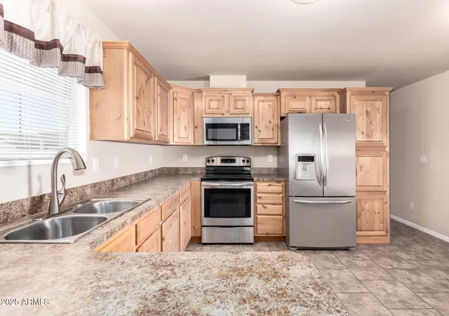 Photo 3 of Manufactured home for sale at 2650 W Union Hills Dr #231, Phoenix, AZ 85027 | MLS# 7031627 | Listing updated on 2026-10-05