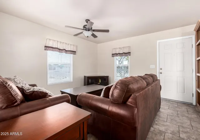 Photo 4 of Manufactured home for sale at 2650 W Union Hills Dr #231, Phoenix, AZ 85027 | MLS# 7031627 | Listing updated on 2026-10-05