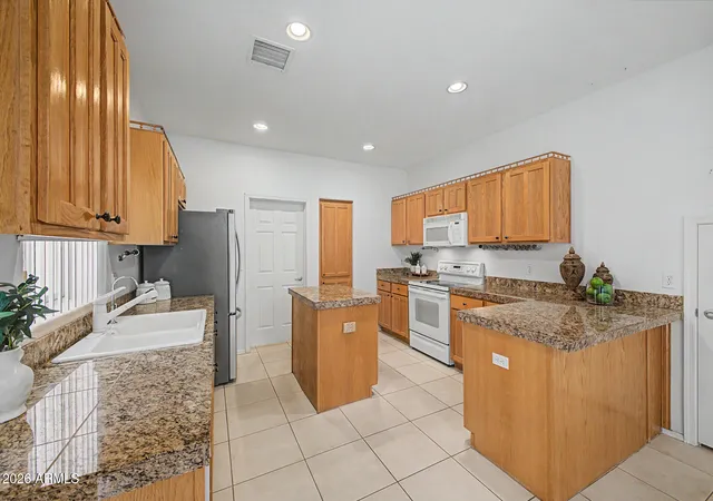 Photo 3 of Single family home for sale at 2637 E Campbell Ave, Phoenix, AZ 85016 | MLS# 7031889 | Listing updated on 2026-10-18