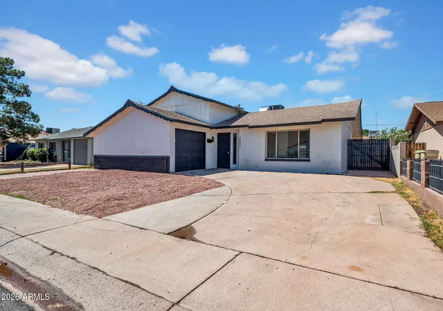 Homes for sale in Glendale, AZ | 4522 W Rovey Ave, Glendale, AZ 85301 | MLS# 7031958