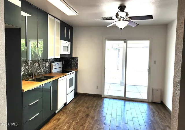 5th image of 3524 E Winchcomb Dr, Phoenix, AZ 85032 | MLS# 7031908