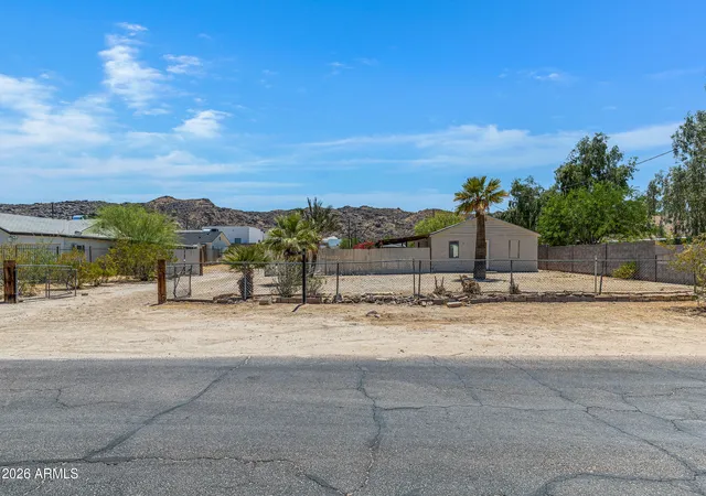Homes for sale in Phoenix, AZ | 2241 E Desert Ln, Phoenix, AZ 85042 | MLS# 7032227