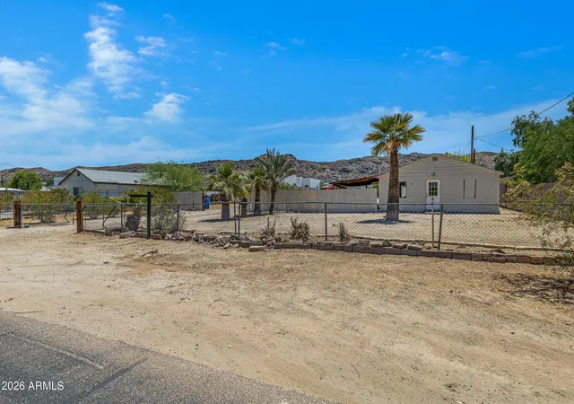 Homes for sale in Phoenix, AZ | 2241 E Desert Ln, Phoenix, AZ 85042 | MLS# 7032227