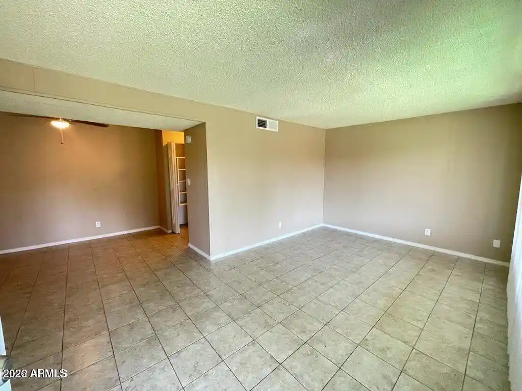 Listing Photo 2 - Condo for sale in 2412 W Campbell Ave located at 2412 W Campbell Ave, Phoenix, AZ 85015 - Unit #318