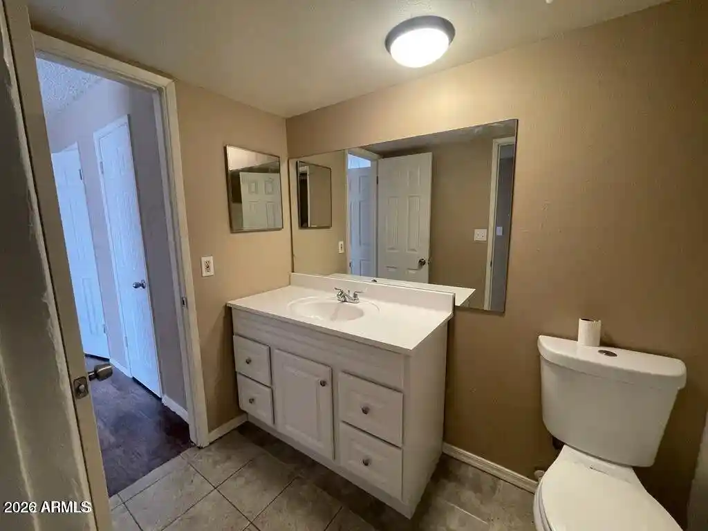 Listing Photo 6 - Condo for sale in 2412 W Campbell Ave located at 2412 W Campbell Ave, Phoenix, AZ 85015 - Unit #318