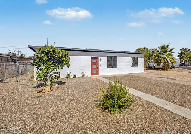 Photo 3 of Single family home for sale at 4123 N 30th Drive, Phoenix, AZ 85017 | MLS# 7032403 | Listing updated on 2026-10-09
