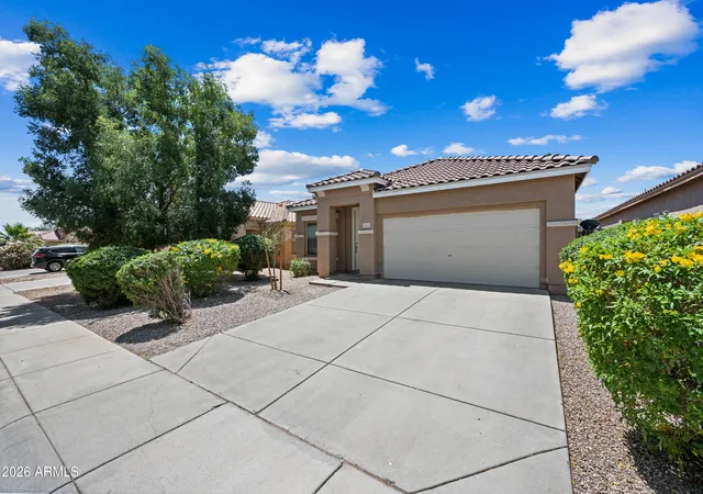 Photo 3 of Single family home for sale at 2821 W Santa Cruz Ave, San Tan Valley, AZ 85144 | MLS# 7032614 | Listing updated on 2026-08-03