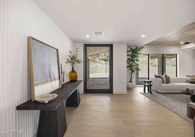 Photo 3 of Single family home for sale at 3500 E Lincoln Dr #26, Phoenix, AZ 85018 | MLS# 7033391 | Listing updated on 2026-10-05