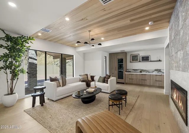 Photo 4 of Single family home for sale at 3500 E Lincoln Dr #26, Phoenix, AZ 85018 | MLS# 7033391 | Listing updated on 2026-10-05