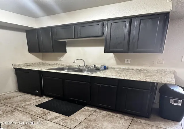 Homes for sale in Phoenix, AZ | 3840 N 43Rd Ave #7, Phoenix, AZ 85031 | MLS# 7032482