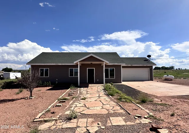 1st image of 1150 W 30th St S, Saint Johns, AZ 85936 | MLS# 7032239