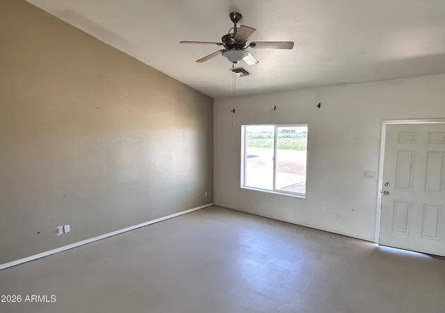 2nd image of 1150 W 30th St S, Saint Johns, AZ 85936 | MLS# 7032239