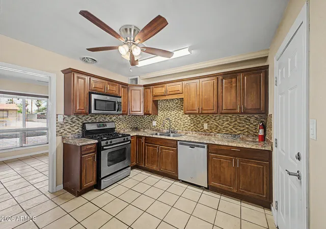 Homes for sale in Phoenix, AZ | 2929 W Loma Ln, Phoenix, AZ 85051 | MLS# 7032974