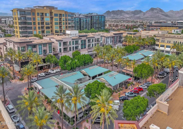 2nd image of 15221 N Clubgate Dr, Scottsdale, AZ 85254