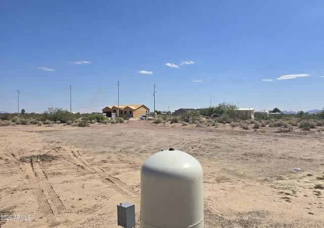 Photo 3 of Land for sale at 63286 S 333rd Lane, Tonopah, AZ 85354 | MLS# 7033370 | Listing updated on 2026-10-05