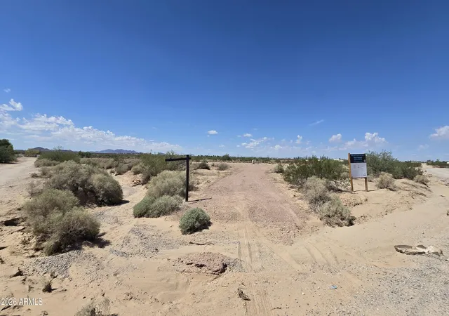 Photo 4 of Land for sale at 63286 S 333rd Lane, Tonopah, AZ 85354 | MLS# 7033370 | Listing updated on 2026-10-05