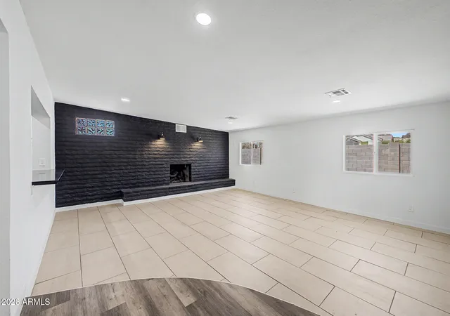 Photo 4 of Single family home for sale at 3030 N 64th Drive, Phoenix, AZ 85033 | MLS# 7032475 | Listing updated on 2026-09-19